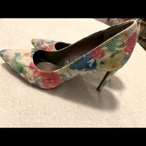 Brand New Super Trendy Heels By WORTHINGTON - Box 58